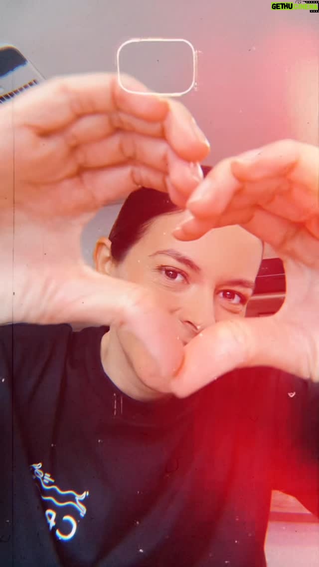 Julieth Restrepo - 1.8K Likes - Here’s to 39!!!! Happy birthday to me🩷🩷🩷🩷
.
Feliz cumpleaños para mi! Los mejores 39 años de mi vida! 🥳🩷
