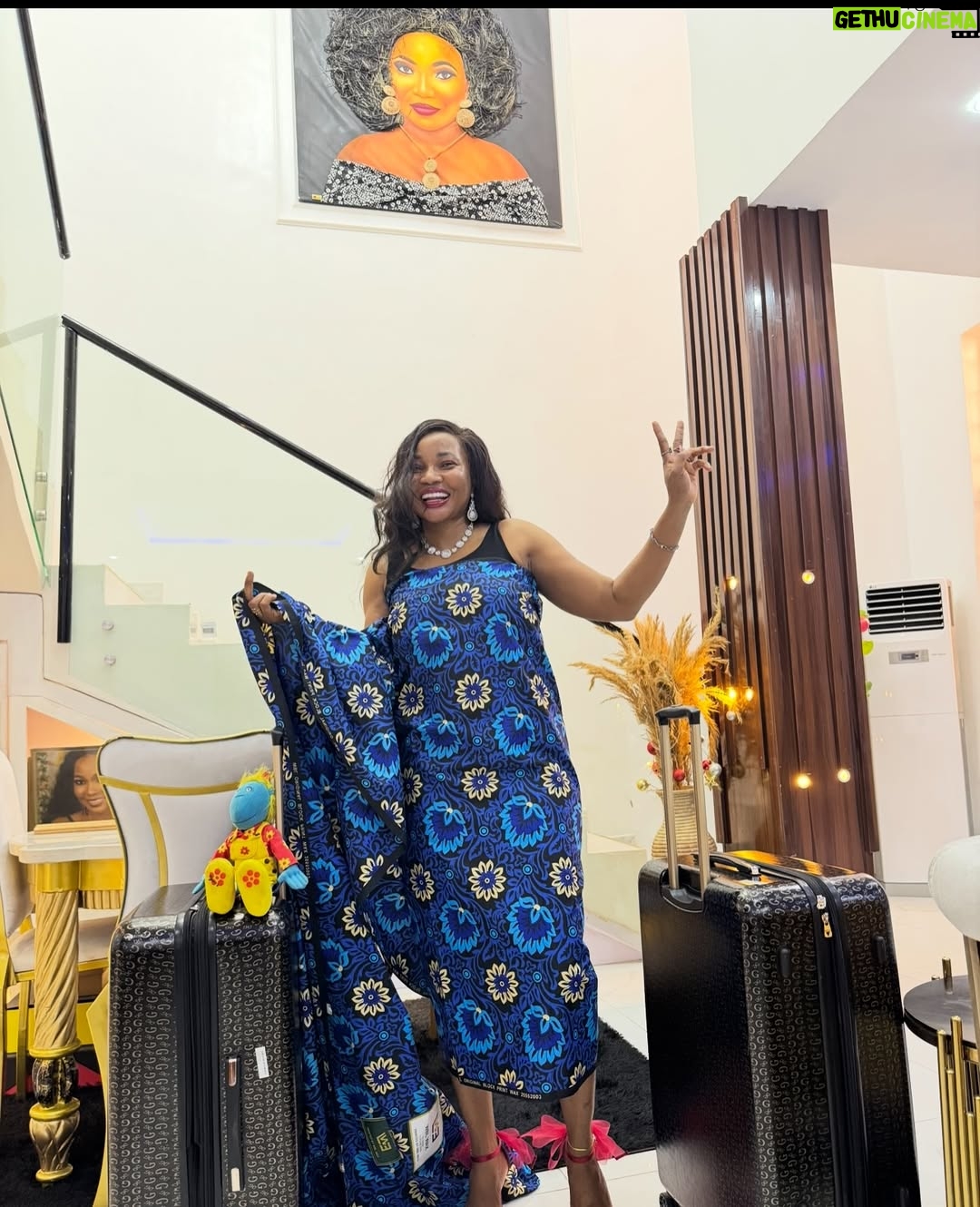 Jumoke Odetola - 18.4K Likes - SEE WHO’S BACK💃💃💃

What else have I missed?😜✌️

No vex for me- To all the people whose call I couldn’t pick while I was away, no vex. I am here now. 
Ajo dun ju ile lo, but Nigeria yi ti gbogbo wa ni😀
…………………………………………………………………………………………

So close- 1 day to go- ANISINWIN on JumokeodetolaTV