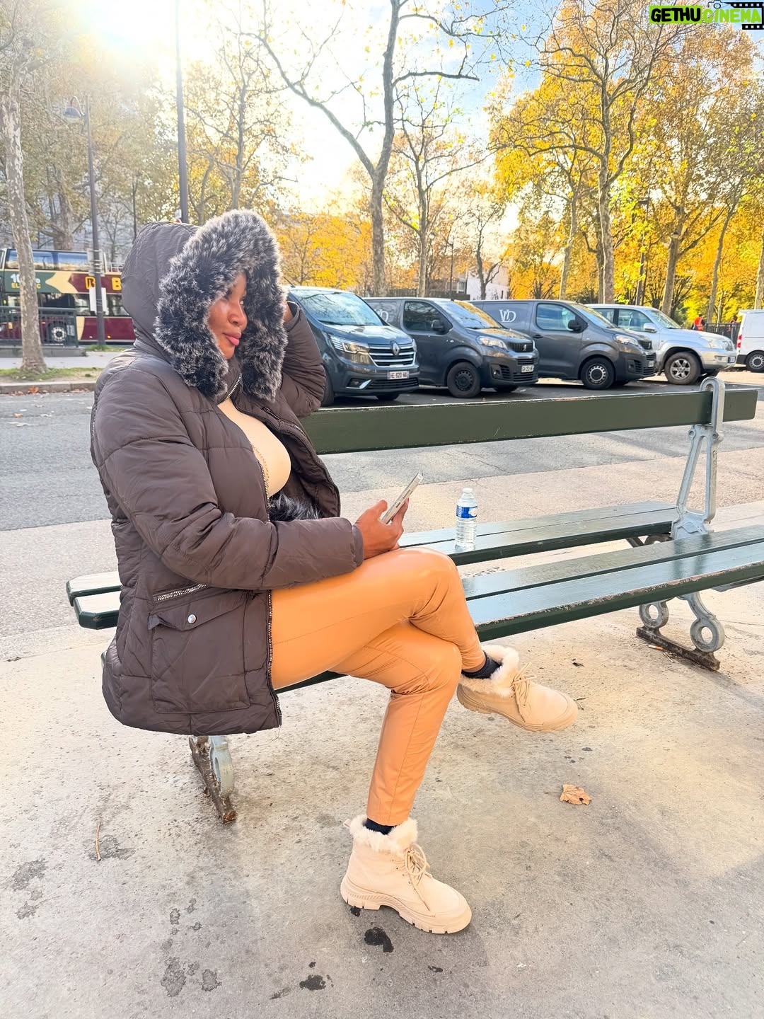 Jumoke Odetola - 11.2K Likes - Bonjour mes amours
(You must reply me in French o😀) 

It’s been days here. I have enjoyed my solitude,  it’s time to carry you along & feed you with beautiful pictures.
What’s your favorite slide?