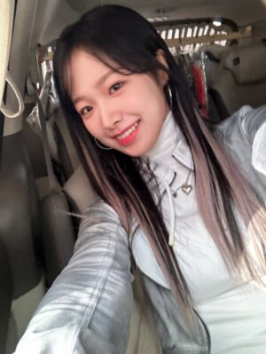 Jung Bo-min Instagram - #lastsummer ☃️❄️🥌🤍