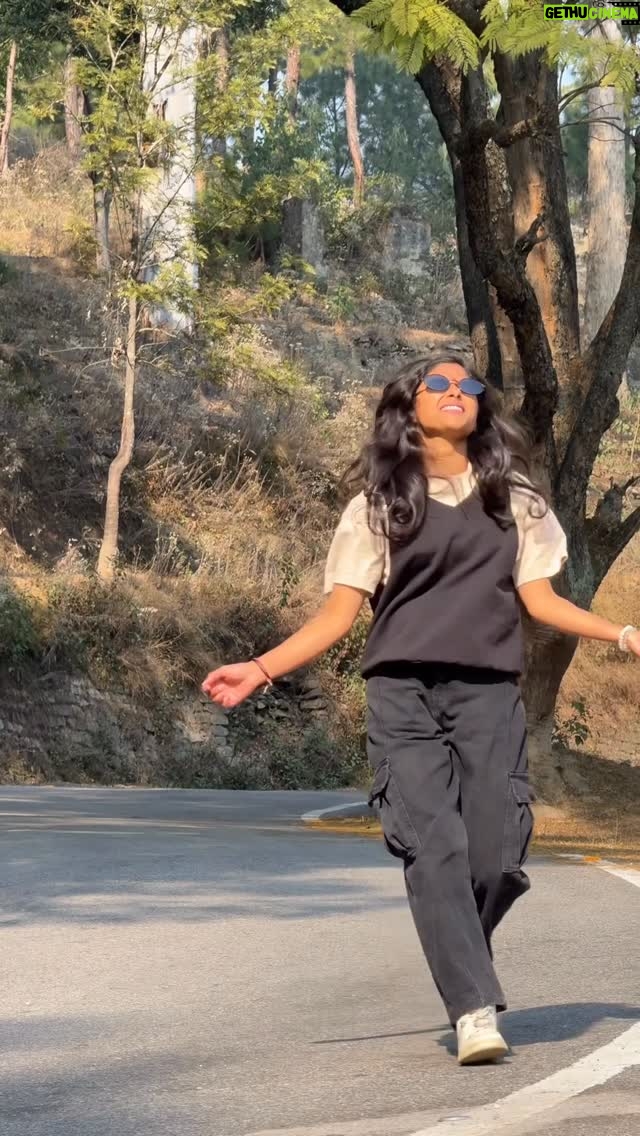 Jyoti Pilkhwal - 34.5K Likes - Kurti Sexy🥰
.
#jpians #jp_dancer #jyotipilkhwal #lost__girl__journeyy