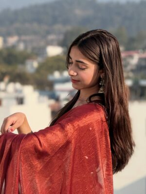 Kaamini Chaube Instagram - Just Feeling pretty ✨
.
.
.
.
.
.
.
#post #saree #traditional #photo #viral