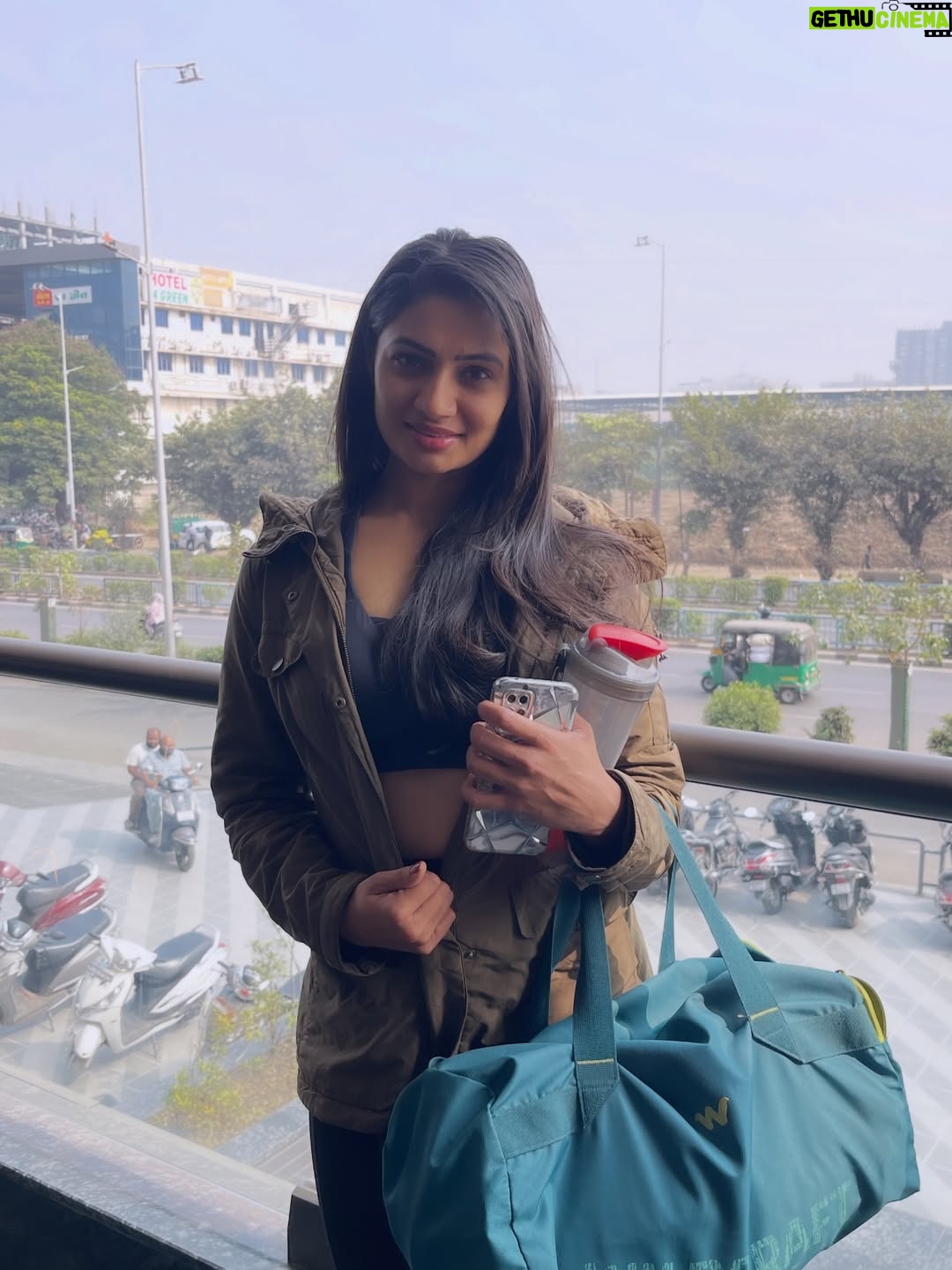 Kajal Gouswami - 653 Likes - Sweaty hair, tired muscles, and a heart full of self-love. Showing up for myself will always be my favorite habit. 🤍 

#AfterWorkoutVibes
#PostWorkoutMood
#WorkoutDone
#GymRoutine
#DailyWorkout