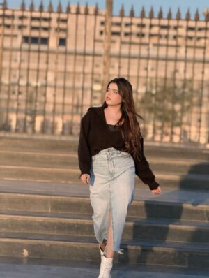 Kajal Jaiswal Instagram - 🖤💙
.
.
#photos #dailypost #trendingaudio #foryou