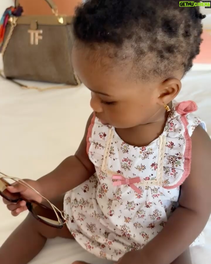 Kajala Masanja - 137.4K Likes - “Mwaka mmoja wa furaha ya kweli moyoni mwangu—leo tunasherehekea zawadi kubwa kutoka kwa Mungu, mjukuu wangu wa kwanza!
Ulipozaliwa, ulinifanya bibi mwenye moyo mpya, uliojaa upendo wa kipekee.
Kila tabasamu lako ni dawa, kila hatua yako ni ushindi. Nakupenda kuliko maneno, na nitahakikisha unakua ukijua kwamba una wazazi , lakini pia una bibi anayesimama nawe kwa sala na upendo.
Happy 1st birthday my precious grandbaby. May God light your path, protect your soul, and fill your life with joy and purpose. Umeleta maana mpya kwenye jina la ‘familia’. Bibi yako atakupenda milele.” @princess__amarah ❤️❤️❤️❤️❤️❤️🎂🍿
#AMARAISONE😘