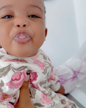 Kajala Masanja Instagram - “Mwaka mmoja wa furaha ya kweli moyoni mwangu—leo tunasherehekea zawadi kubwa kutoka kwa Mungu, mjukuu wangu wa kwanza!
Ulipozaliwa, ulinifanya bibi mwenye moyo mpya, uliojaa upendo wa kipekee.
Kila tabasamu lako ni dawa, kila hatua yako ni ushindi. Nakupenda kuliko maneno, na nitahakikisha unakua ukijua kwamba una wazazi , lakini pia una bibi anayesimama nawe kwa sala na upendo.
Happy 1st birthday my precious grandbaby. May God light your path, protect your soul, and fill your life with joy and purpose. Umeleta maana mpya kwenye jina la ‘familia’. Bibi yako atakupenda milele.” @princess__amarah ❤️❤️❤️❤️❤️❤️🎂🍿
#AMARAISONE😘