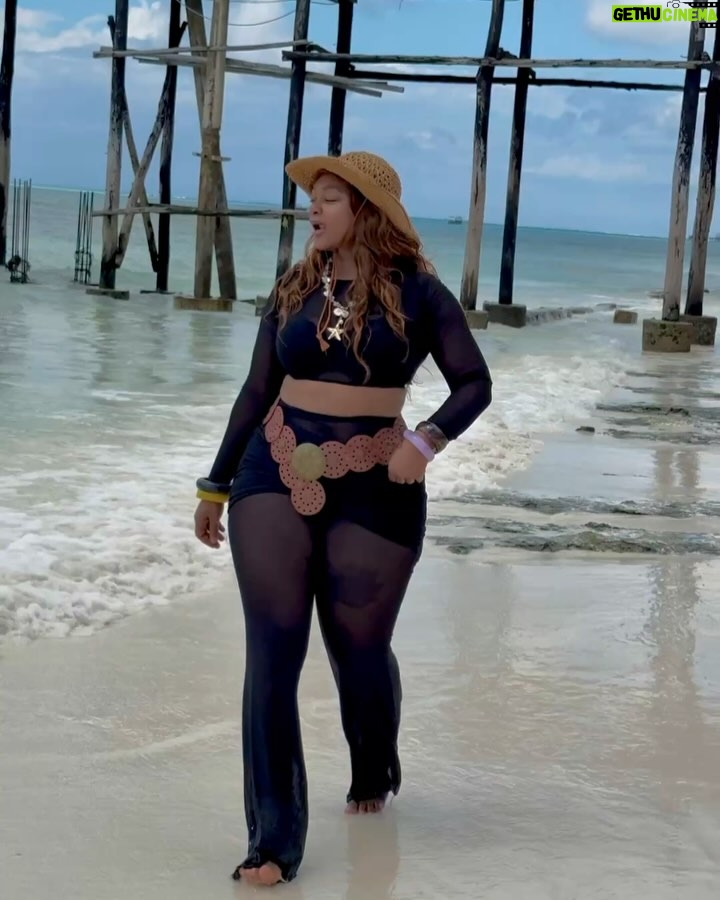 Kajala Masanja - 97.3K Likes - Nothing hurts more than your favorite person turning into a life lesson.
The one and only bibi Amara 😂
@lemersennebeachresort 🔥
@loydemich 😜
#alistqueens