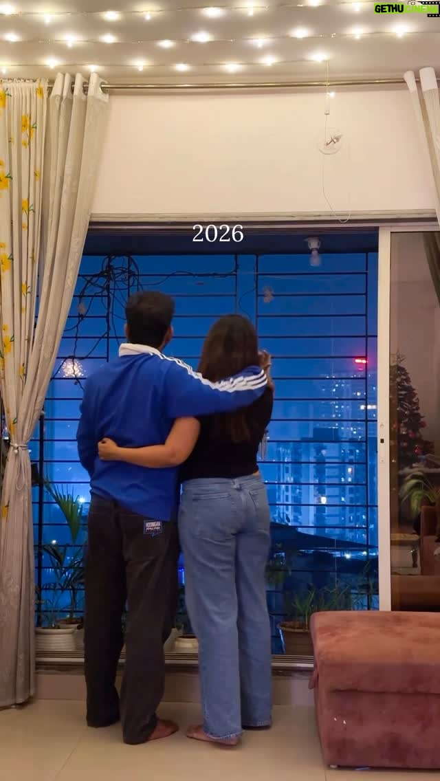 Kajalvp - 3.4K Likes - 11:59 ➝ 12:00 🫶🏼Stepping into 2026 together ✨

#new year #2026