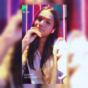Kanak Gupta Instagram - Pyarr..!!😩❤️‍🩹

#photo #explore  #photoinstagram #reelitfeelit #instagood #insta #instareels #foryou #less #leesmore