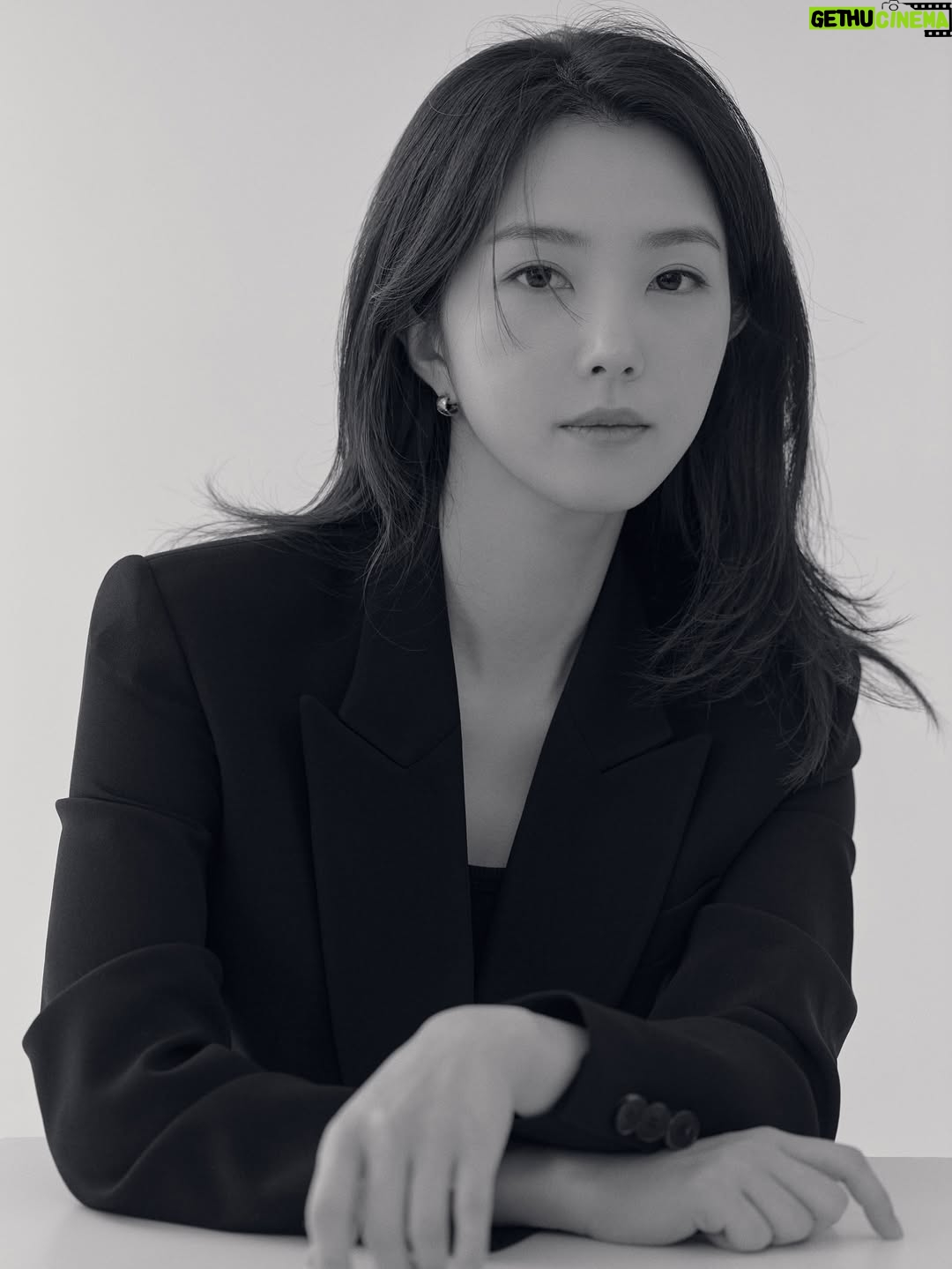 Kang Ji-young - 13.8K Likes - Yup, I feel good. The brand new profile!