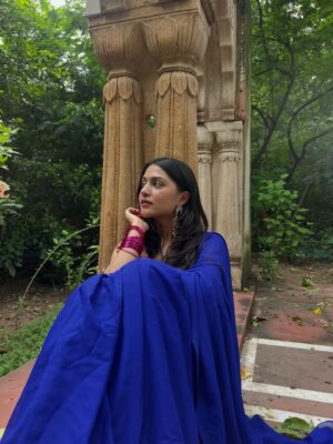 Kanishka Tewari Instagram - Recreated my viral picture in the last slide >>>