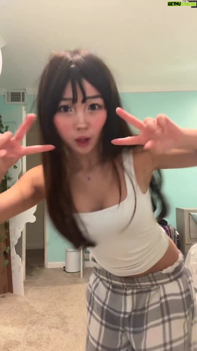 Kaori NeVille - 15.8K Likes - New jeans? #anime #dancetrend