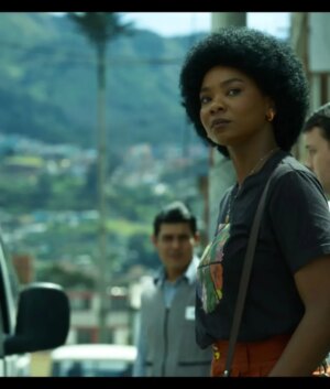 Karent Hinestroza Instagram - ¡ De estreno en Netflix ! 

Mi gente, me alegra mucho compartirles que finalmente saldrá al aire este hermoso proyecto que hemos realizado con todo el amor para stds, 
donde tengo el honor de interpretar a la mismísima María Roa. Una mujer que hizo y sigue haciendo historia en Colombia, y se ha convertido en referente mundial.

Muchas gracias al canal @caracoltv @caracoltvintl por producir esta historia tan importante, no sólo para Colombia si no para el mundo entero. Muchas gracias a todo el equipo que lo hizo posible. Gracias a nuestra productora @cubanacub, a nuestros directores Rafael Martinez y @daniel_arenass a todo el combo de dirección, gracias al equipo de fotografía @kalom_films y @sergioshuvan, muchas gracias arte @guarnizolizarralde, sonido, maquillaje, vestuario, técnica, utilería, tintos, catering... Y a los que se me escapen, a todos, muchas gracias. 

A mis compañeros actores, incluyendo extras, a  todos los que aportaron en esta historia, muchas gracias, qué placer compartir escena con todos ustedes. Gracias a nuestro maestro @ramsesramosoficial

Gracias a @paulamoreno_z por su maravilloso libro, Soñar Lo Imposible, en el cual se basa esta historia. 

Muchas gracias querida @mafepalaciotalentmanager por traerme hasta aquí. 

A la reina de reinas, a la inspiración, muchas gracias por su lucha, por su amor por todo lo que hace @mariaroaborja

¡ MARÍA LA CAPRICHOSA ! ESTRENO 5 DE ENERO EN NETFLIX 

#EstrenoenNetflix #Netflix #marialacaprichosa #KarentHinestroza #colombiantv