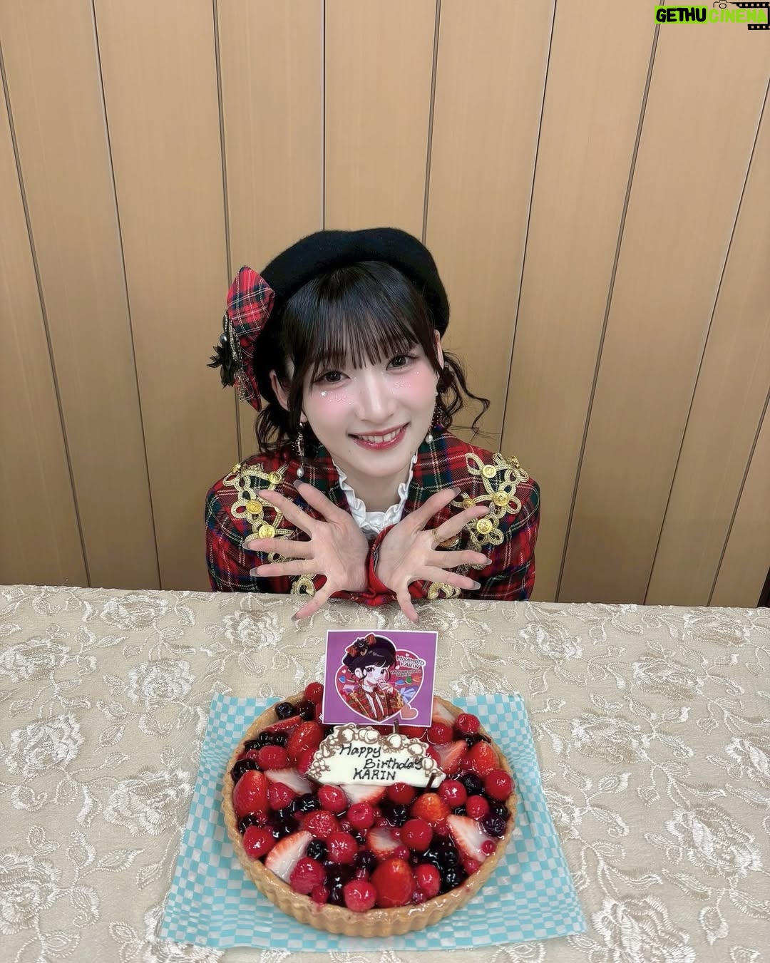 Karin Miyamoto - 4.7K Likes - ♡
⁡
2025年ありがとうございました✨️
⁡
2026年もよろしくお願いします🫶
⁡
まずは1/12 Zepp DiverCityから！！
⁡
#年末
#良いお年を
#2025
#2026