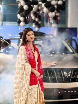 Karishmita Dass Instagram - Thank You @hatorkimotors for inviting me as ur special guest ❤️
#newpost😍 #assam #cars #northeast #fyp