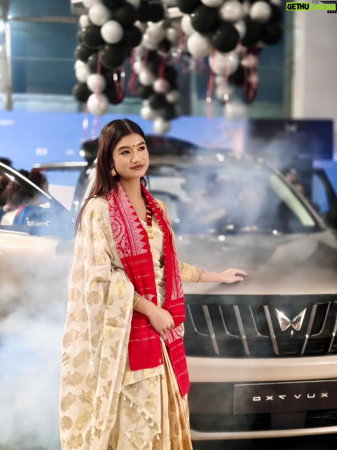 Karishmita Dass - 9.1K Likes - Thank You @hatorkimotors for inviting me as ur special guest ❤️

#newpost😍 #assam #cars #northeast #fyp