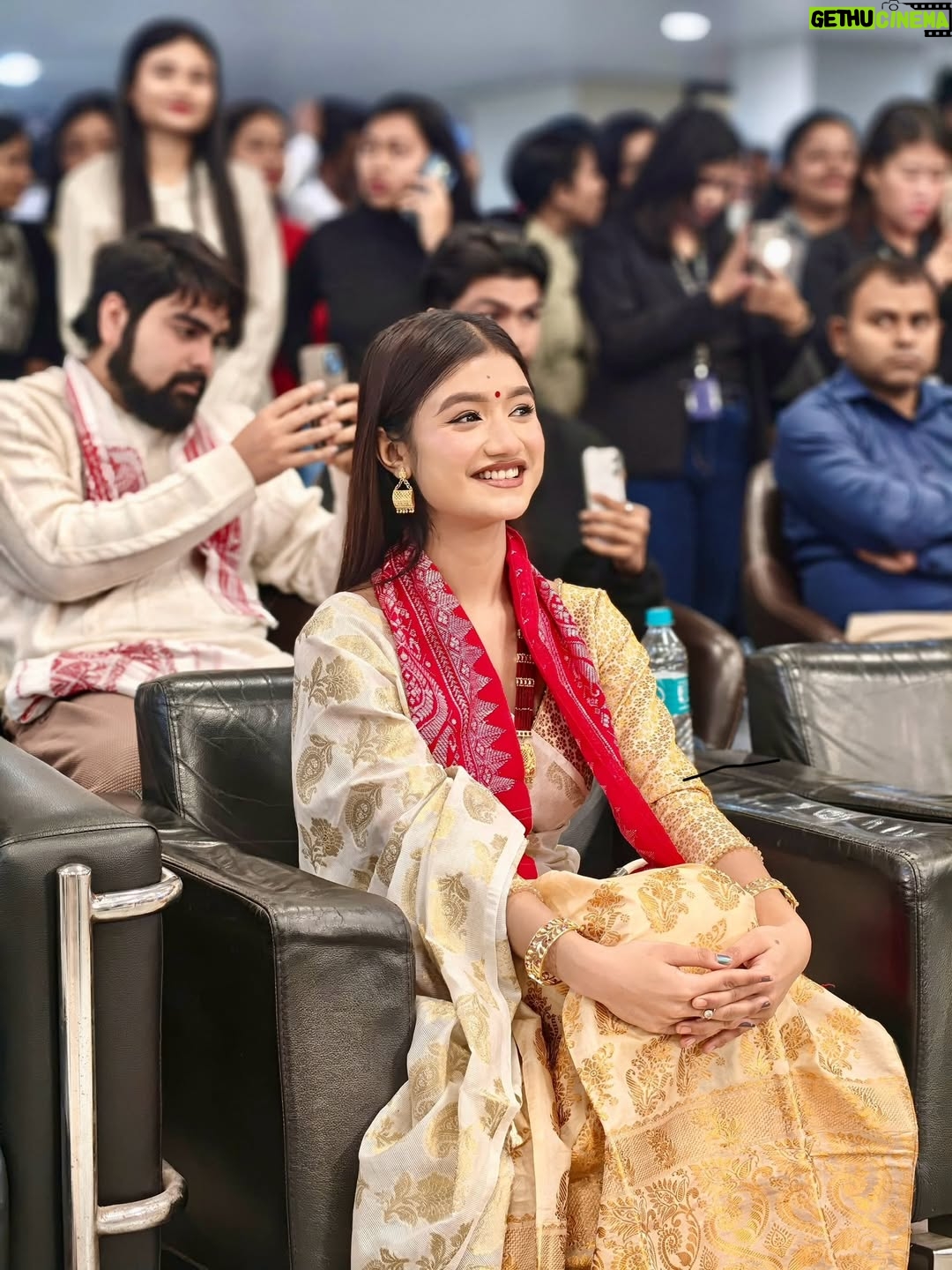 Karishmita Dass - 9.1K Likes - Thank You @hatorkimotors for inviting me as ur special guest ❤️

#newpost😍 #assam #cars #northeast #fyp