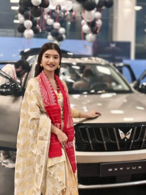 Karishmita Dass Instagram - Thank You @hatorkimotors for inviting me as ur special guest ❤️
#newpost😍 #assam #cars #northeast #fyp