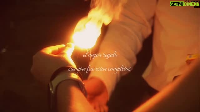Karla Gaytán - 5.4K Likes - feliz Navidad a todos, amen mucho, perdonen y abracen, nunca saben cuándo podría ser la última Navidad todos juntos 🫂

#navidad #fyp #familia