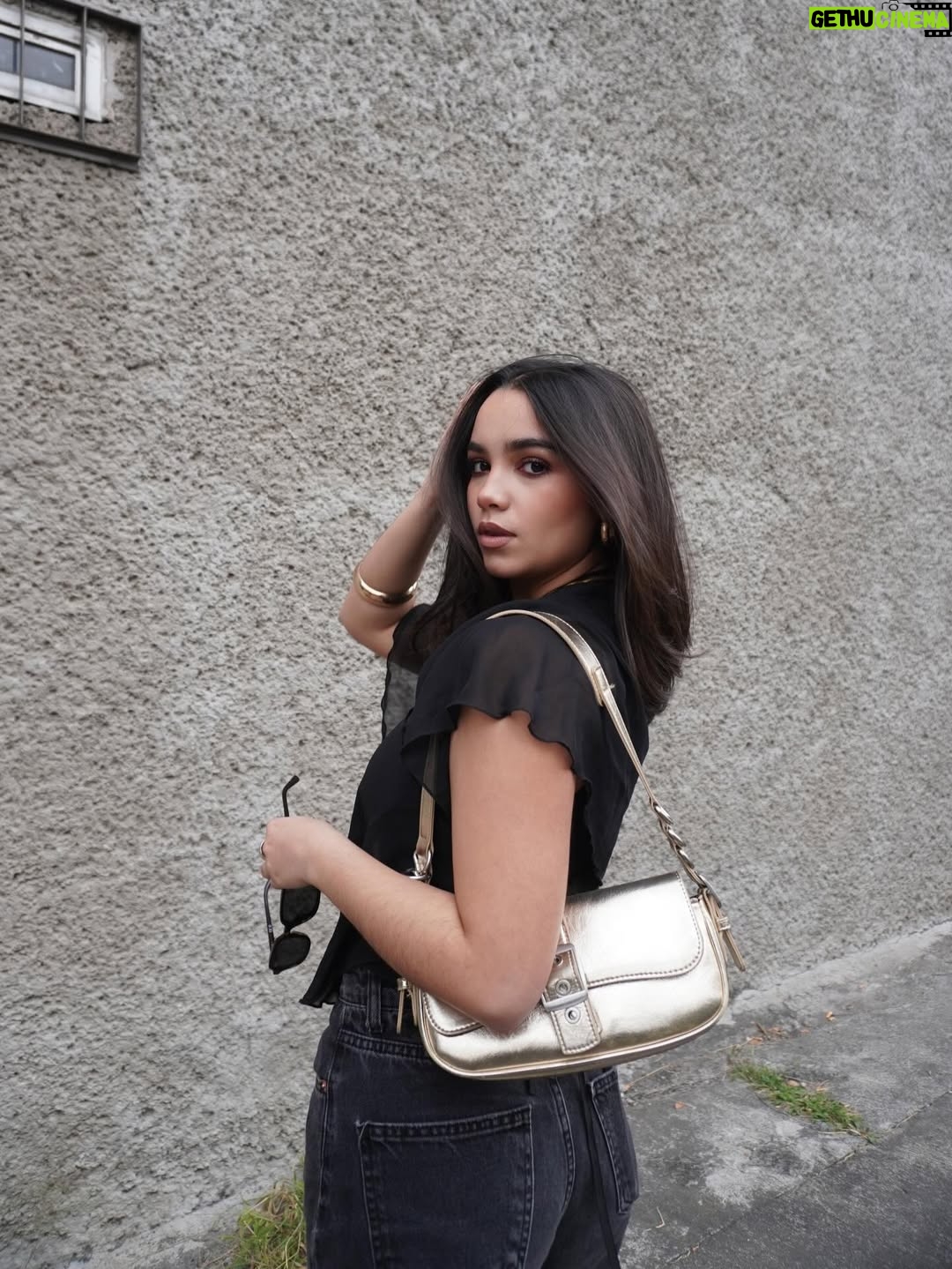 Karla Gaytán - 14.2K Likes - después de pelearme con mi hermano por no sacar buenas fotos, LO LOGRÓ✨🤲🏻