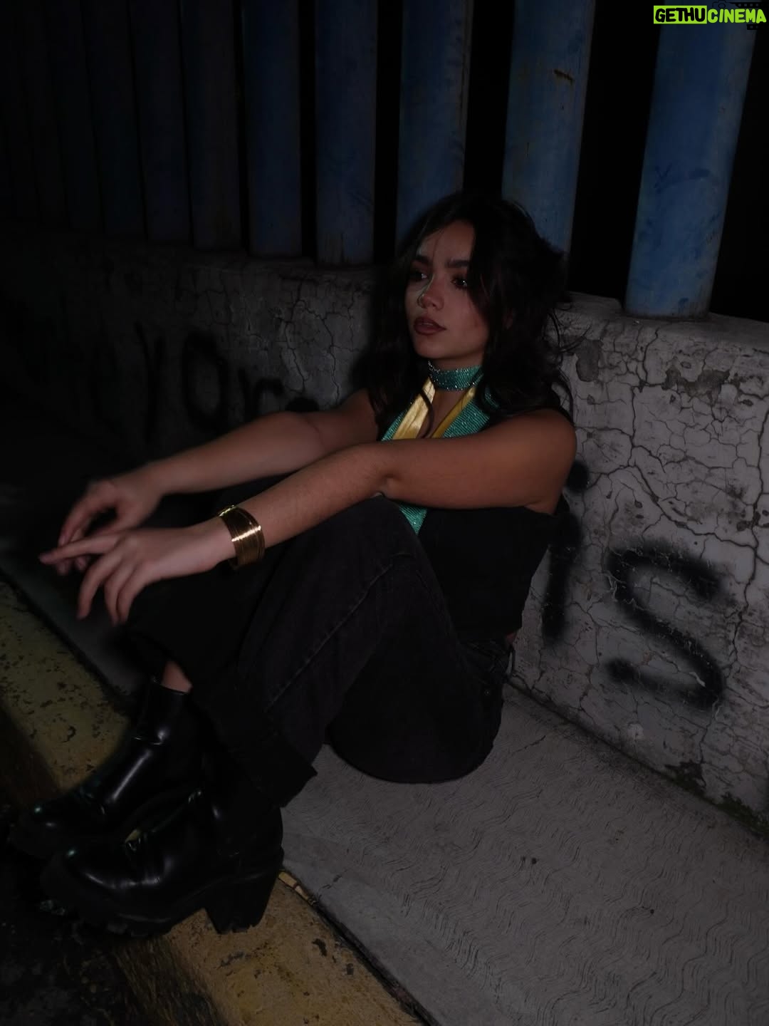 Karla Gaytán - 15.4K Likes - mwak