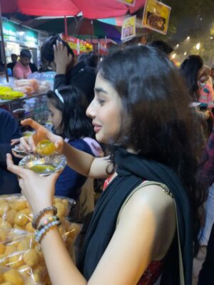 Kasak Singh Instagram - humesha having the urge to have pani puri😋

#explorepage✨ #explore 
#fyp #fypage 
#explorepage 
#instagrampost 
#trending 
#panipuri #panipurilovers