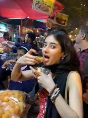 Kasak Singh Instagram - humesha having the urge to have pani puri😋

#explorepage✨ #explore 
#fyp #fypage 
#explorepage 
#instagrampost 
#trending 
#panipuri #panipurilovers