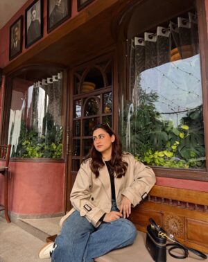 Kashish Dadhwal Instagram - कोलाबा कैंटीन ✨