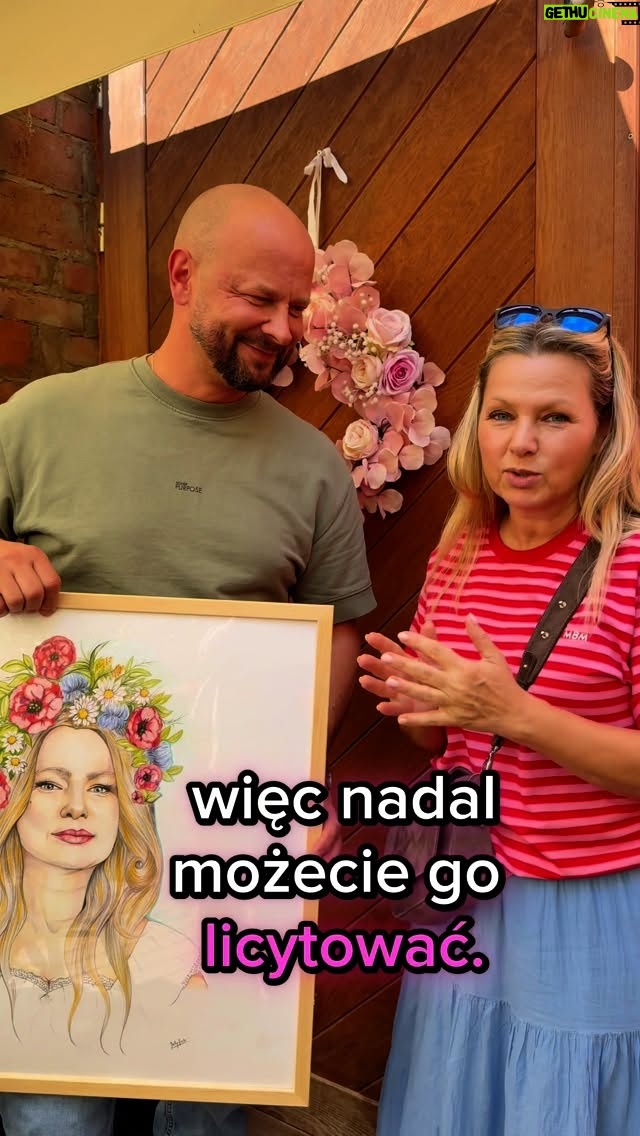 Katarzyna Bujakiewicz - 294 Likes - Na grupie Piątka Dla Jasia - licytacje 🖐️💚 pojawił się fantastyczny portret Kasi Bujakiewicz, wcześniej wylicytował go Jarek Sak, a teraz każdy z Was ma szansę go zdobyć i wesprzeć w ten sposób zbiórkę na leczenie Jasia Greli ✋💚

#LicytujDlaJasia #JaśGrela #AkcjaJestTakaŻeKażdyDajePiątaka #PiątkaDlaJasia #DMD