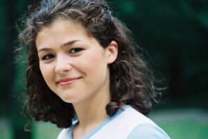 Katarzyna Cichopek Instagram - ✨ 25 lat minęło jak jeden dzień… ✨
Dziś mija dokładnie 25 lat od emisji pierwszego odcinka „M jak miłość” ❤️
Pamiętam ten dzień, emocje, stres, radość – wszystko jakby to było wczoraj. Nie przypuszczałam wtedy, że ten serial na zawsze zmieni moje życie.
To dzięki „M jak miłość” mogłam dorastać razem z Wami, przeżywać wzruszenia, uczyć się, kochać, śmiać i płakać na ekranie.
Dziękuję Wam – widzom – za miłość, wsparcie i wierność przez te wszystkie lata. To dzięki Wam ta historia trwa tak długo i wciąż porusza serca. ❤️
Dziękuję też całej ekipie, produkcji i wszystkim, z którymi miałam szczęście pracować – za cudowny czas, przyjaźnie i wspomnienia, które zostaną ze mną na zawsze. 💫
Z ogromną wdzięcznością,
Wasza Kasia 💕