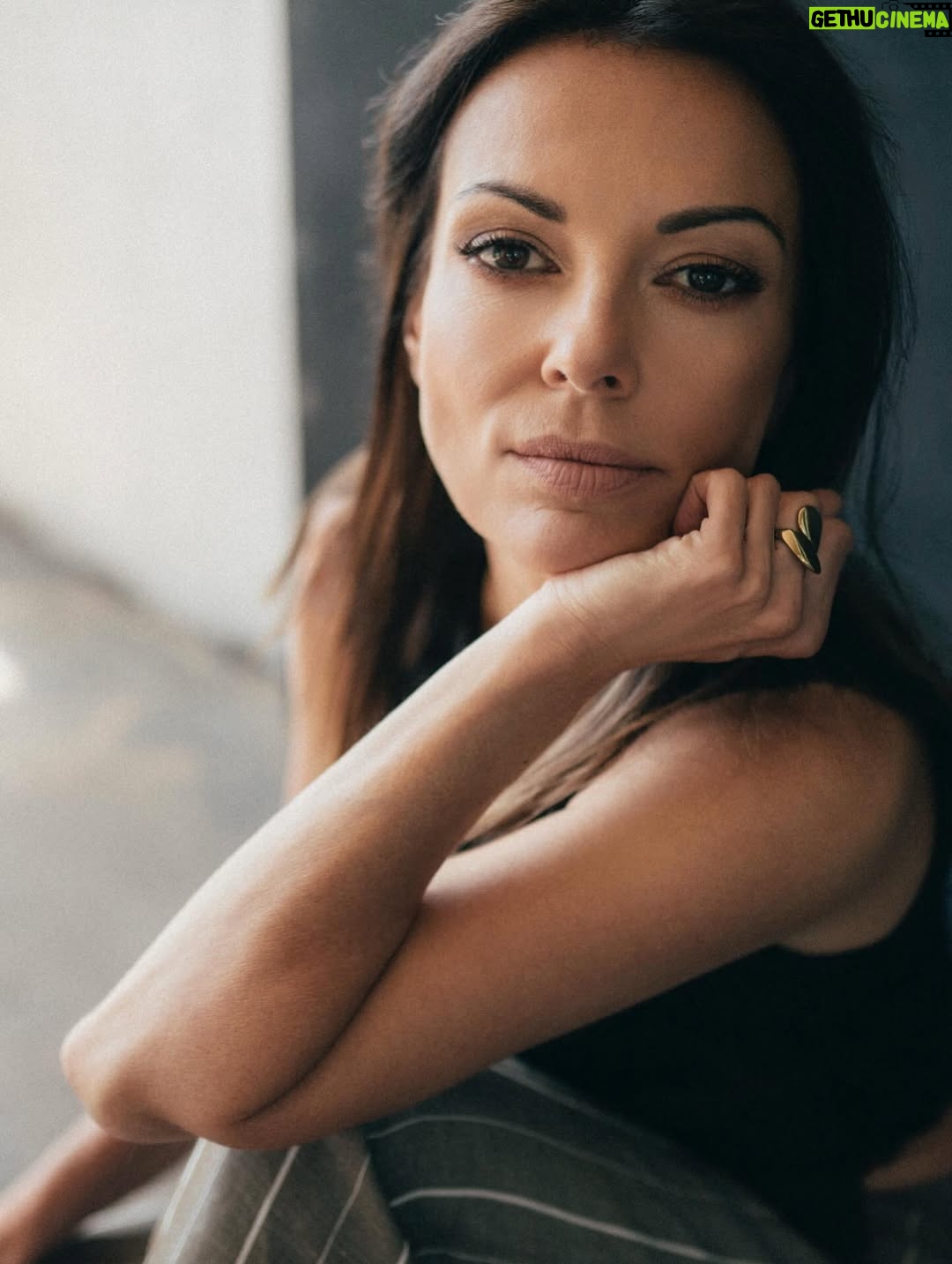 Katarzyna Glinka - 2.8K Likes - Kto z Was  pamięta Dirty Dancing????????

Nie wiem co mnie naszło ale wczoraj w nocy postanowiłam obejrzeć ten film … nie wiem w sumie który raz. Mieszczę się w setce wyświetleń🎥🎞️📽️

Kto da więcej ????🤩🤩🤩🤩

Ps
 @falkowskafotografia po raz  kolejny nie mogę się zdecydować 🥰😳😍

#foto
#film 
#kochamstarekino