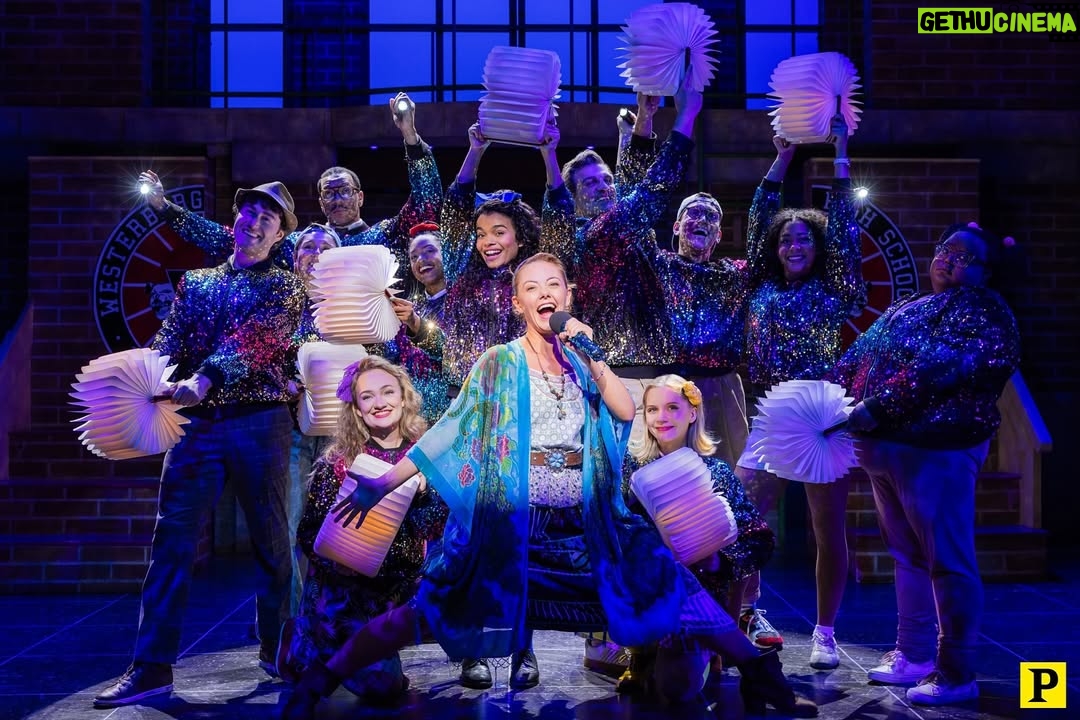 Kate Rockwell - 15.3K Likes - Playbill Exclusive: Starting tonight, Kate Rockwell (@katerockwellnyc) is shining a light on our deepest fears in Off-Broadway’s Heathers the Musical (@heathersmusical). 

Learn more about Off-Broadway’s newest Ms. Fleming/Veronica’s Mom at the link in our bio.