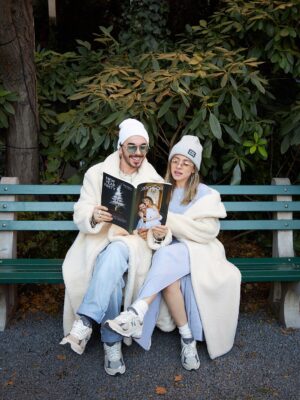 Katerina Shpitsa Instagram - Наша согревающая обложка и интервью для самого холодного времени года, чтобы вам тоже стало чуточку теплее! 
В новом номере журнала @urozhay_ru потрясающие снимки @bulatarslanov из нашего любимого Рима.
А @katloch поймала наши первые впечатления от свежего выпуска уже на зимней прогулке.