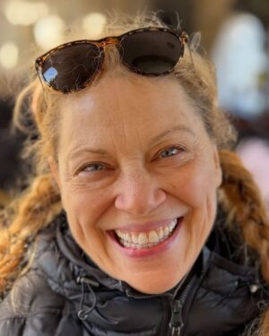 Kathleen Gati Instagram - Come join me in my kitchen on #Zoom Sunday December 7 for some #easy and #delicious holiday recipes and good #catchup gab!! 👩🏼‍🍳❤️ #Cooking #Baking #GH #food #healthy #vegan #lebanese_food @generalhospitalabc Have a wonderful Thanksgiving! Thankful for all the love!!🦃❤️ For info and tix: www.unclevinniescomedyclub.com