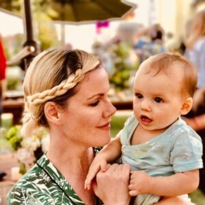 Kathleen Robertson Instagram - 2016 you were good…….