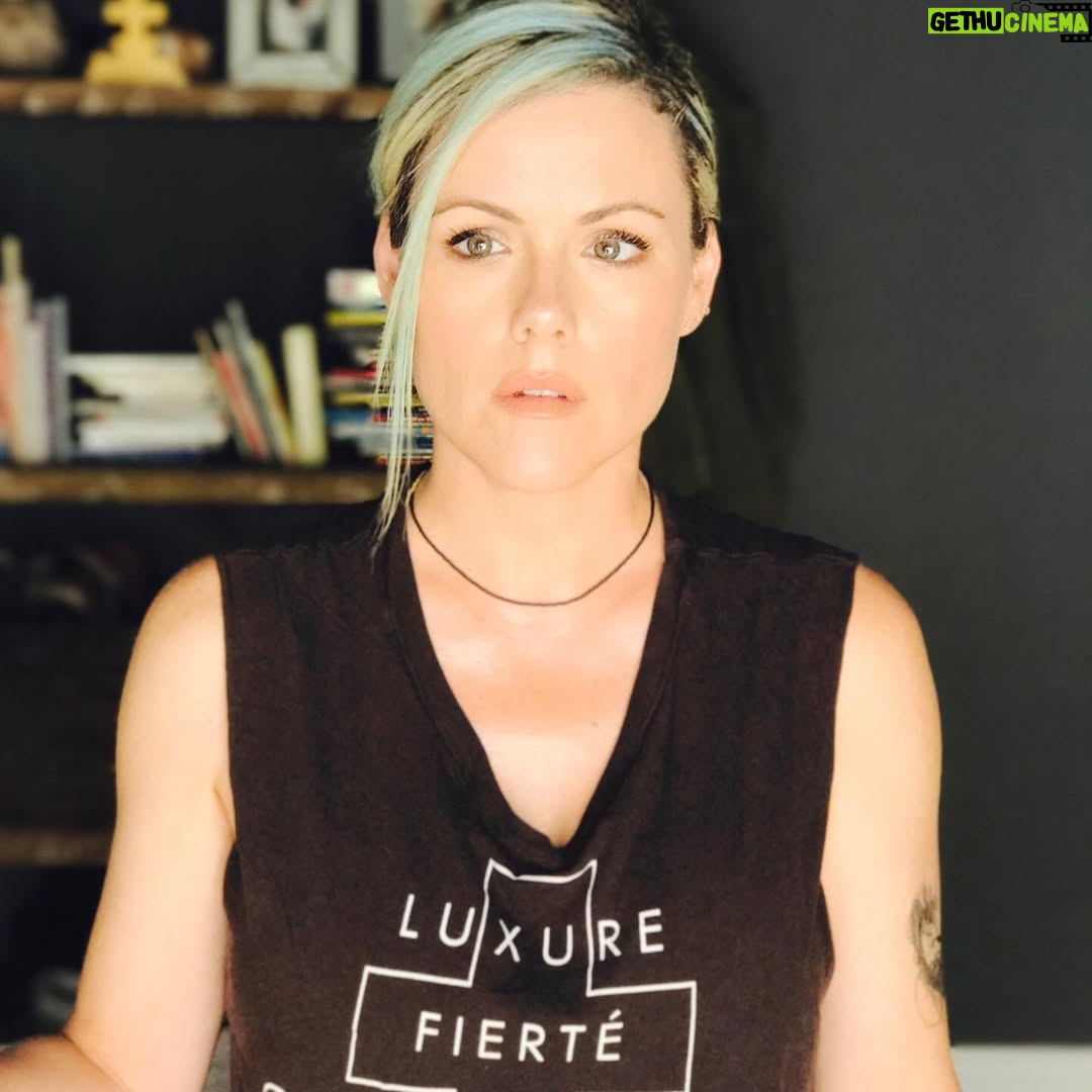 Kathleen Robertson - 3.4K Likes - 2016 you were good…….