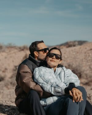 Kathy Saenz Instagram - En algún lugar de la galaxia te encontré …
Mi alma festejó por eras  y la luz del amor verdadero se manifestó …
Eres ese calor que acompaña mis lunas …
No podré expresar jamás en palabras la infinitud de mi amor por ti.

Gracias mi @cleal91 por captar siempre los momentos más especiales