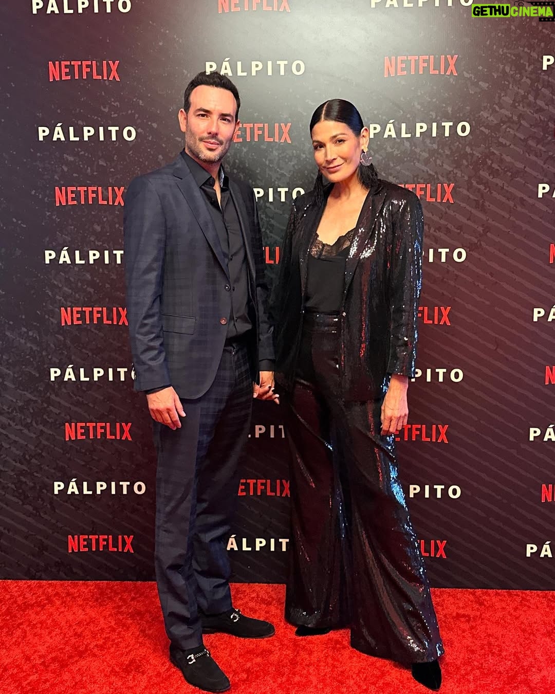 Kathy Saenz - 139.8K Likes - Anoche fue el lanzamiento mundial de PÁLPITO🫀
¡Muchos llevamos esperándolo con ansias! 
A partir de hoy esta disponible en @netflixlat @netflixcolombia  y en todo el 🌎
Si la temporada 1 estuvo de locos, no se imaginan la segunda!!
Felicitaciones a todos y sobre todo a mi amado @sebastianmartinezn por un trabajo impecable🫀

Gracias infinitas a:
@allbaute por mi vestido♥️
@valenartiste por ser la mejor maquilladora del mundo♥️✨