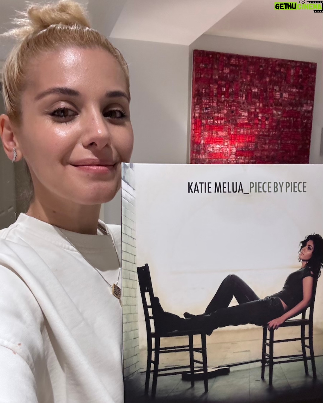 Katie Melua - 6.2K Likes - The special 20th Anniversary Reissue of Piece by Piece is out now! You can listen to the full album at the link in profile. 

Two decades later, it feels so special to share the full story of this album with you, from the early demo recordings and b-sides to live performances, plus the newly remastered original tracklist that’s been given a fresh lease of life.

The album is available as a limited edition double vinyl LP and 2CD album. I really hope you enjoy it 🤍

Oh, and yes… I’m blonde now. A fresh start for 2026, with lots of exciting things to come!