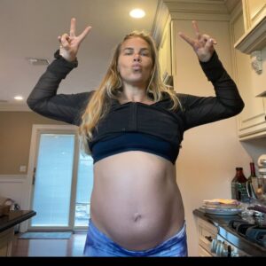 Katlyn Chookagian Instagram - late new years post but im a mom now🙆🏼♀️