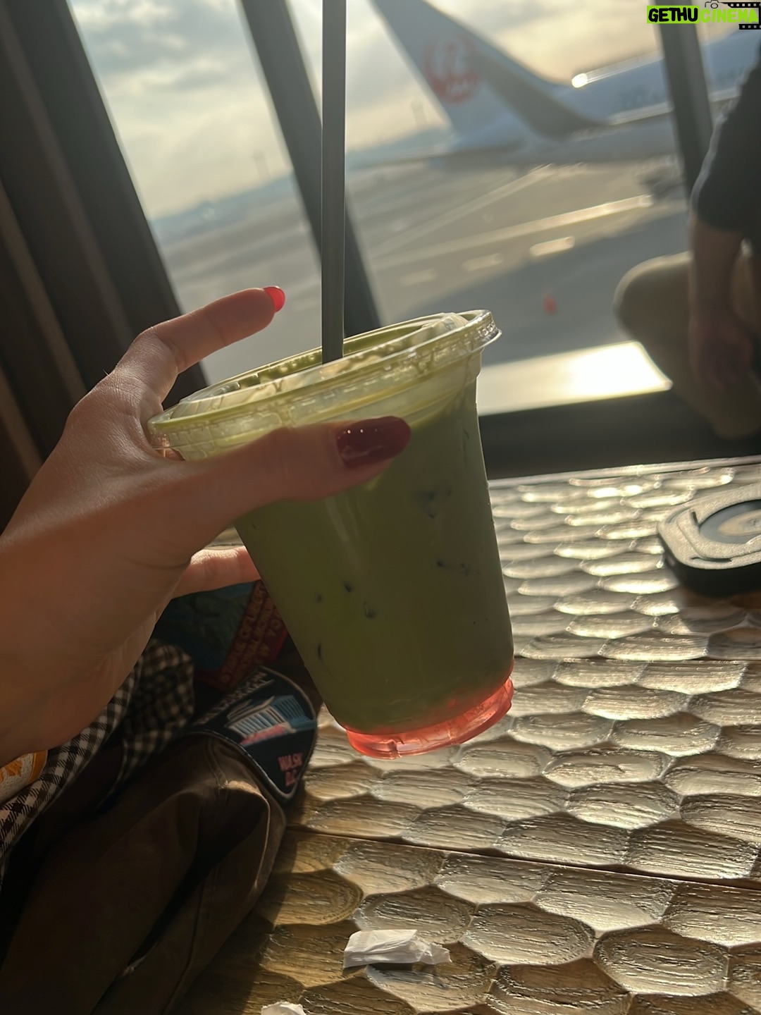 Katrina Dovey - 9.1K Likes - Leaving Japan takes a different level of strength I’m not sure I will ever posses. 

The only cure is booking the next flight back ☺️