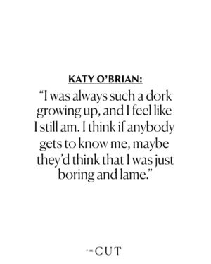 Katy O'Brian Instagram - Katy O’Brian (@thekatyo) models a new kind of Hollywood heartthrob. The actress, who appears in five films this year, is unapologetically strong at a time when women are still pressured into thinness — at her bodybuilding peak, she could deadlift almost 400 pounds — and unapologetically gay when queer media still gets hemmed in by straight tastes. In action flicks like ‘Mission Impossible: The Final Reckoning,’ ‘Twisters,’ and ‘The Running Man,’ she kicks ass with the boys while giving sapphics a reason to pay attention. At the same time, she’s taking indie roles that expand mainstream perceptions of queer women. It was only last year, after a decade of professional acting, that she landed her first lead role as Jackie in the A24 neo-noir ‘Love Lies Bleeding.’ “I always feel if you’re not booking what you want, there’s something that you need to change,” she says.

At the link in bio, @catyzhang takes to the mat with O’Brian — literally — to discuss ‘Christy,’ the pressure put on female athletes, and being called the “sexiest sapphic alive.”

Photography by @rebekahcampbell
Styling by @emmaoleck
Photo assistants: @kircherabdul and @kierstenrcote
Styling assistant: @orexolu
Tailor: @lindz_tailor
Hair: @johnnovotny
Makeup: @alexlevymakeup
The Cut, Editor-in-Chief: @lrpeoples
The Cut, Photo Director: @nono_elle_