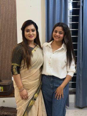 Kaveri Bagalkote Instagram - With such a sweet person 😍🥰
@iam_anikha07