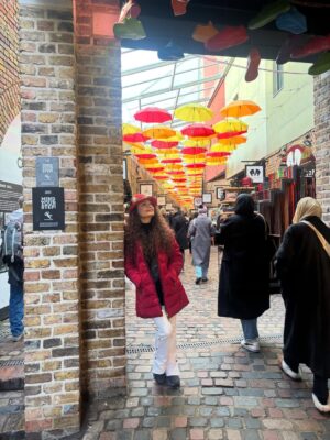 Kavita Ghai Instagram - Thank you, 2025, for the lessons, the strength, and the memories that shaped me.
#blessed #thankful #besttimeoftheyear #christmas #newyear #london #greatfull