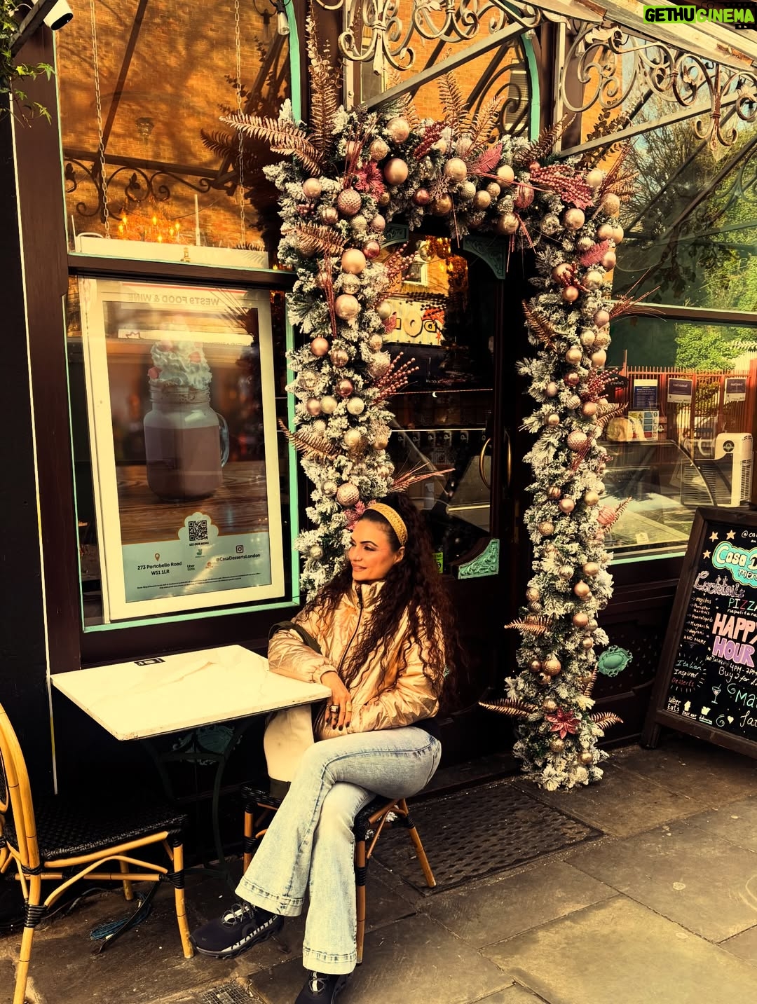 Kavita Ghai - 1.2K Likes - Christmas may have packed up its lights, but the magic stays on because a brand new year is about to begin🎄✨