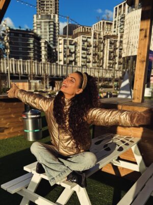 Kavita Ghai Instagram - Christmas may have packed up its lights, but the magic stays on because a brand new year is about to begin🎄✨