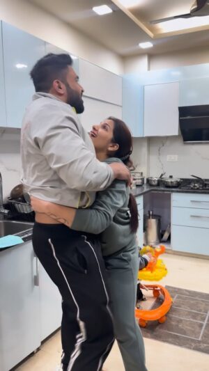 Kavy Instagram - Delhi ki thandš„¶