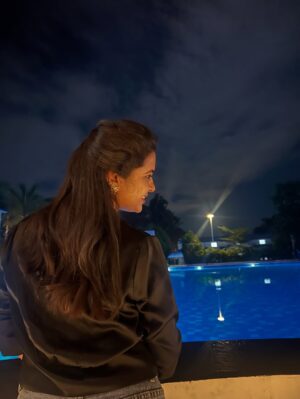 Kavyashree Gowda Instagram - 🖤✨ 
.
.
#kavyashreegowda #gowri #mangalagowri #moon #love #ksg