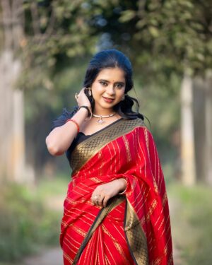 Kavyashree Gowda Instagram - Saree vibes only ❤️✨ 
.
PC : @rainbow_photography_official 
.
Saree : @sulakshmisilks 
.
Stylist: @_sagittarianb 
Mua : @makeupbymamathanaidu 
Hairstyle : @varshagowda_hairstylist 
.
.
#kavyashreegowdaofficial #ksg #mysoresilk #saree #shree #love #southindian #actress