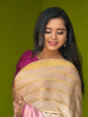 Kavyashree Gowda Instagram - Gowri 😍
.
Mandya ❤️
.
#gowri #kavyashreegowdaofficial #love #gowri❤️ #mangalagowrimaduve😘♥️ #bbk #bigboss9